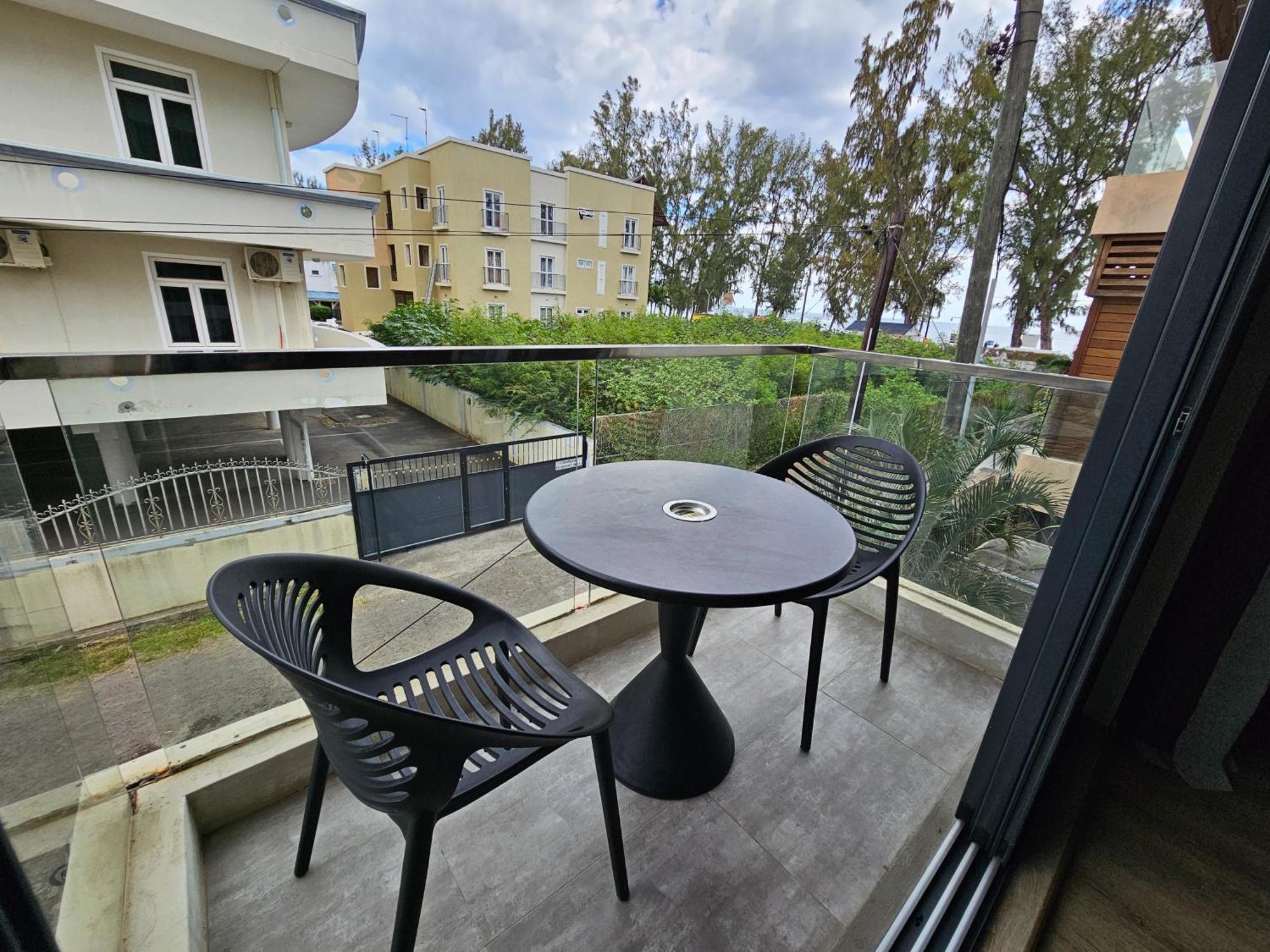 Beachfront Coziness Flic en Flac Экстерьер фото